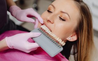 Qual O Preço Das Facetas Dentais E Das Lentes De Contato Dental?